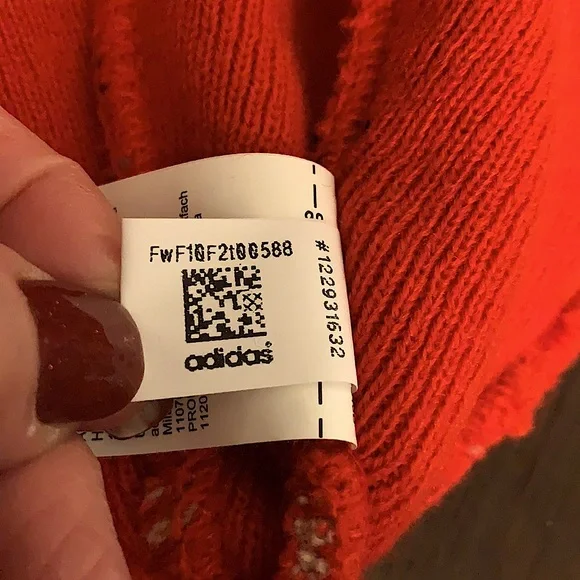 🏒🥅⛸Chicago Blackhawks Adidas Red Culture Head Logo Cuffed Knit Hat🏆⛸🏒 - Picture 7 of 8